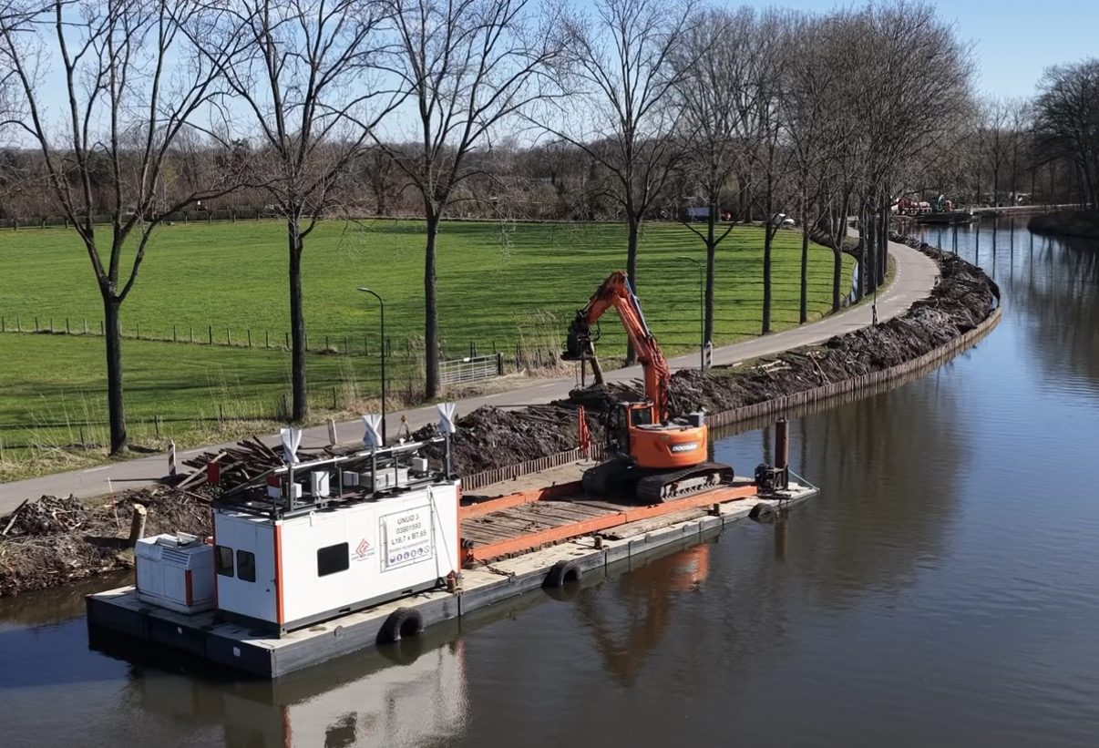 Dijkverbetering Stichtse Vecht met Eucalyptus cloeziana palen