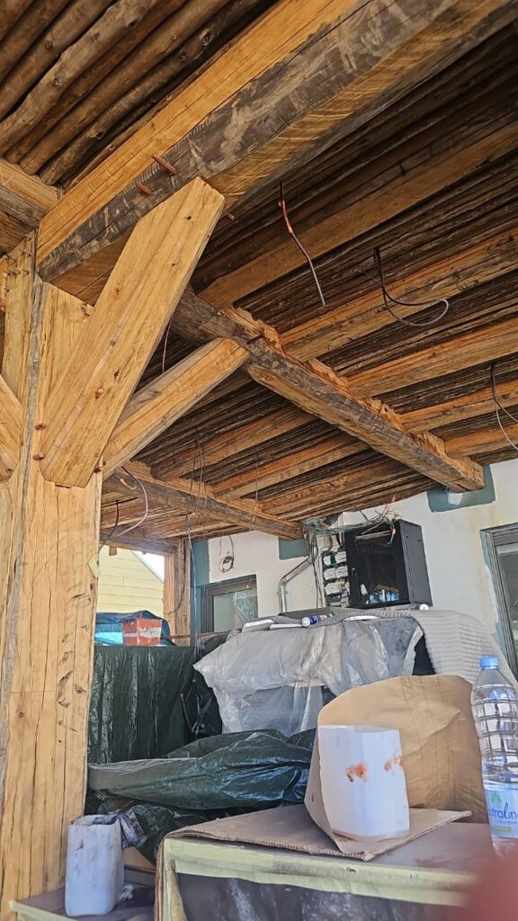 Eucalyptus constructie van strandrestaurant Boma Beach op Réunion