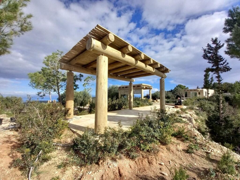 Veranda en pergola van behandeld Eucalyptus Grandis in Israël