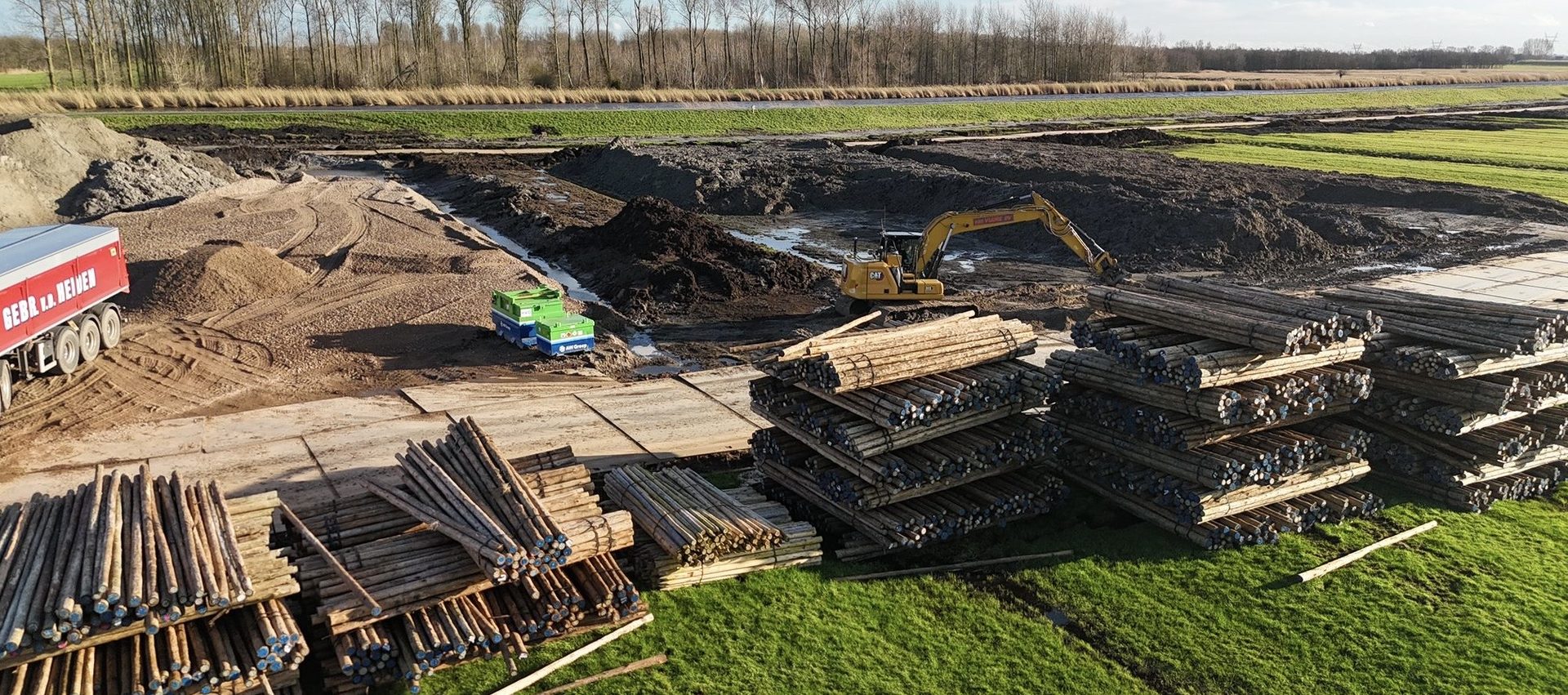 Eucalyptus Cloeziana palen voor Waterschap Scheldestromen